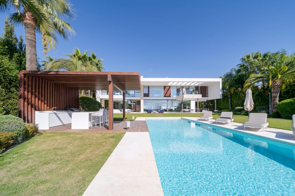 Luxury rent villa in Marbella